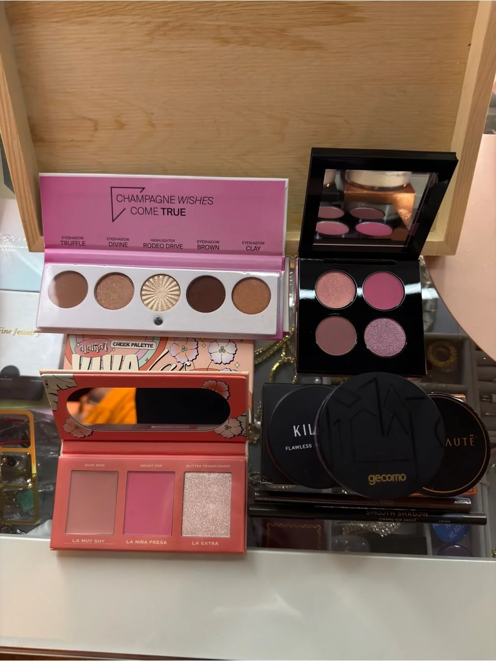 EYES AND CHEEKS SET!OFRA Viva Las Cheekas & Signature Palette Luxe - Pink Peach